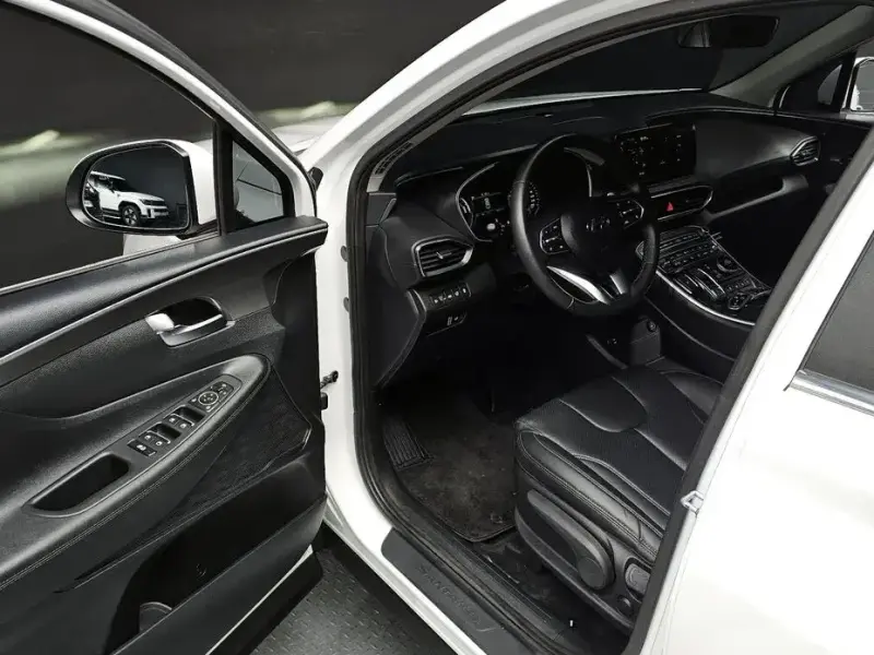 2023 Hyundai Santa Fe с пробегом 75 371 км