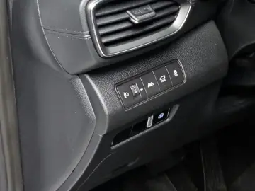 2023 Hyundai Santa Fe с пробегом 75 371 км