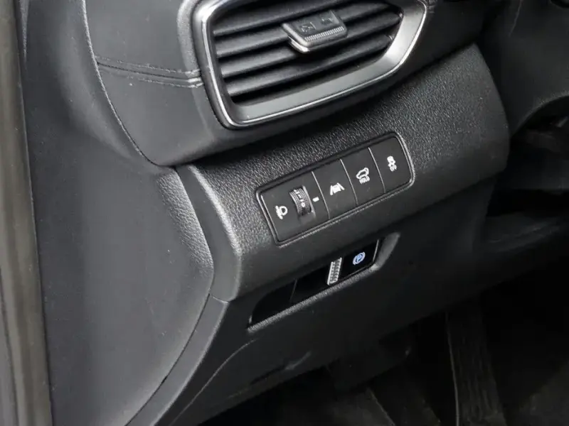 2023 Hyundai Santa Fe с пробегом 75 371 км