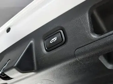 2023 Hyundai Santa Fe с пробегом 75 371 км