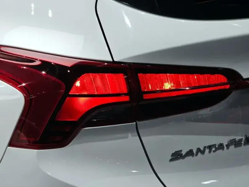 2023 Hyundai Santa Fe с пробегом 75 371 км