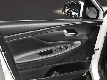 2023 Hyundai Santa Fe с пробегом 75 371 км