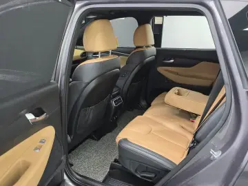 2022 Hyundai Santa Fe с пробегом 47 310 км