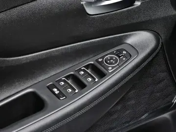 2023 Hyundai Santa Fe с пробегом 75 371 км