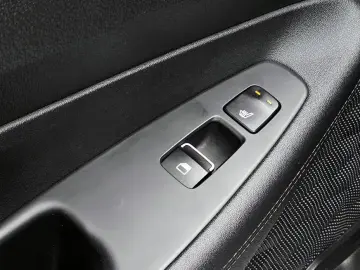 2023 Hyundai Santa Fe с пробегом 75 371 км