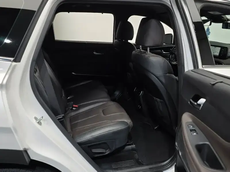 2021 Hyundai Santa Fe с пробегом 44 905 км