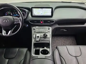 2021 Hyundai Santa Fe с пробегом 45 245 км