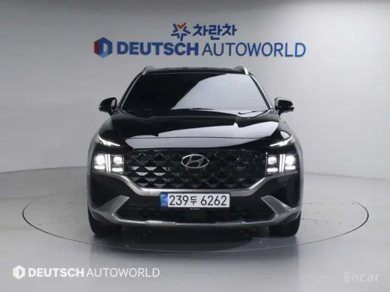 2023 Hyundai Santa Fe с пробегом 77 950 км