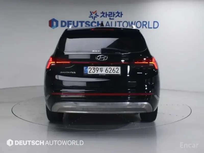 2023 Hyundai Santa Fe с пробегом 77 950 км