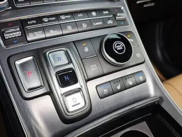 2023 Hyundai Santa Fe с пробегом 29 431 км
