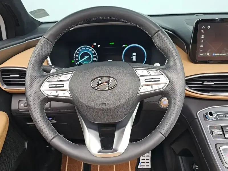 2023 Hyundai Santa Fe с пробегом 29 431 км