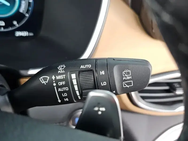 2023 Hyundai Santa Fe с пробегом 29 431 км