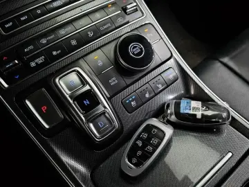 2022 Hyundai Santa Fe с пробегом 53 279 км