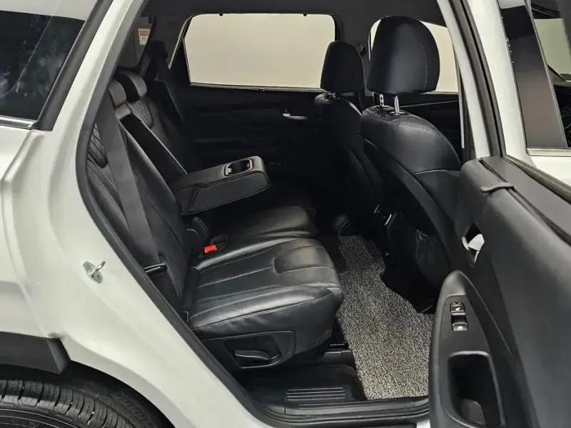 2022 Hyundai Santa Fe с пробегом 53 279 км