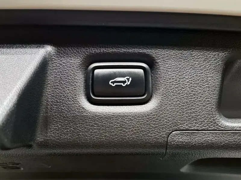 2022 Hyundai Santa Fe с пробегом 38 111 км