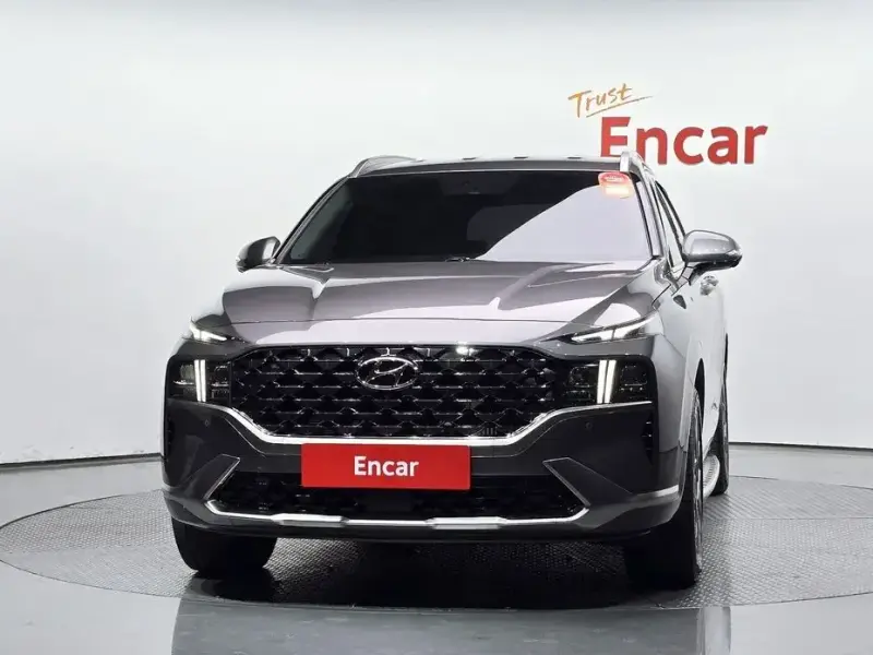 2023 Hyundai Santa Fe с пробегом 70 895 км