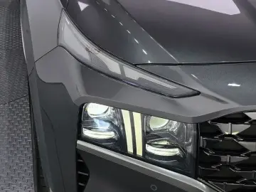 2023 Hyundai Santa Fe с пробегом 70 895 км
