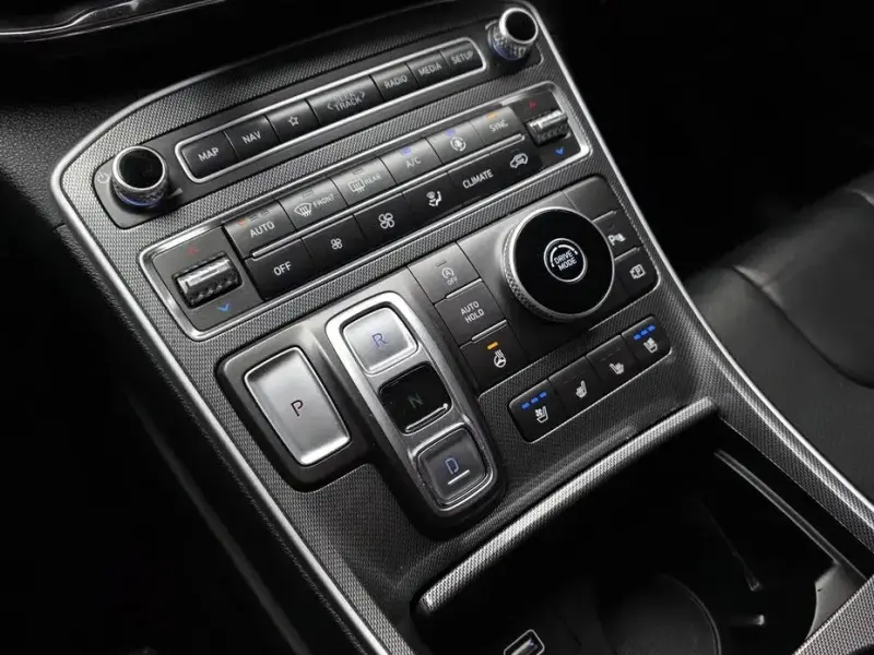 2021 Hyundai Santa Fe с пробегом 46 116 км