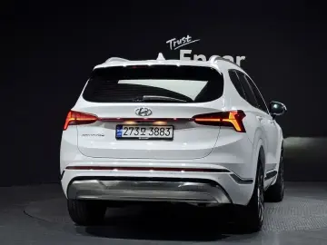 2023 Hyundai Santa Fe с пробегом 31 813 км
