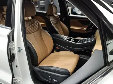 2023 Hyundai Santa Fe с пробегом 31 813 км