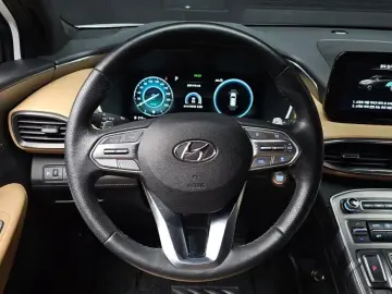 2023 Hyundai Santa Fe с пробегом 31 813 км