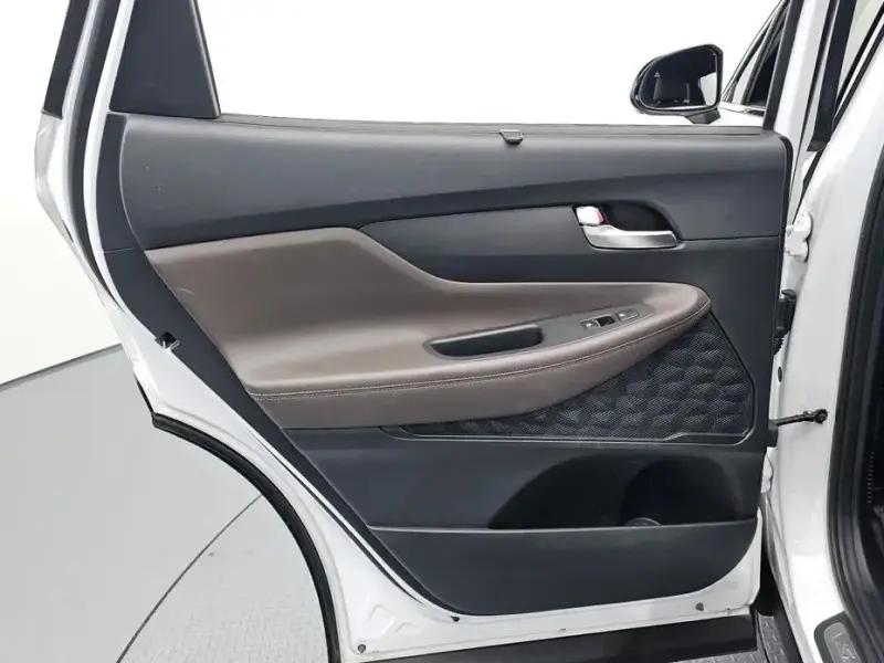 2022 Hyundai Santa Fe с пробегом 49 512 км