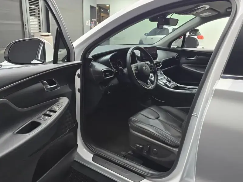 2021 Hyundai Santa Fe с пробегом 38 031 км