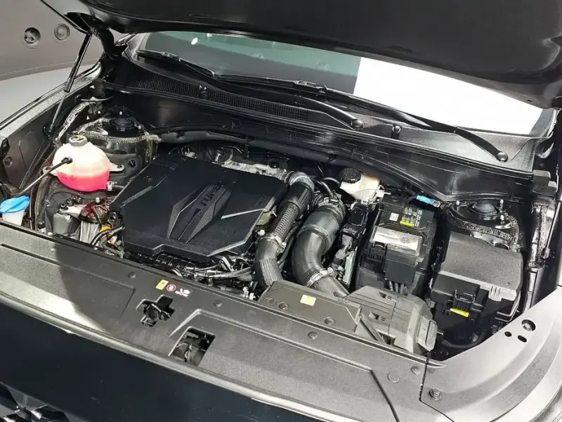 2023 Hyundai Santa Fe с пробегом 67 804 км