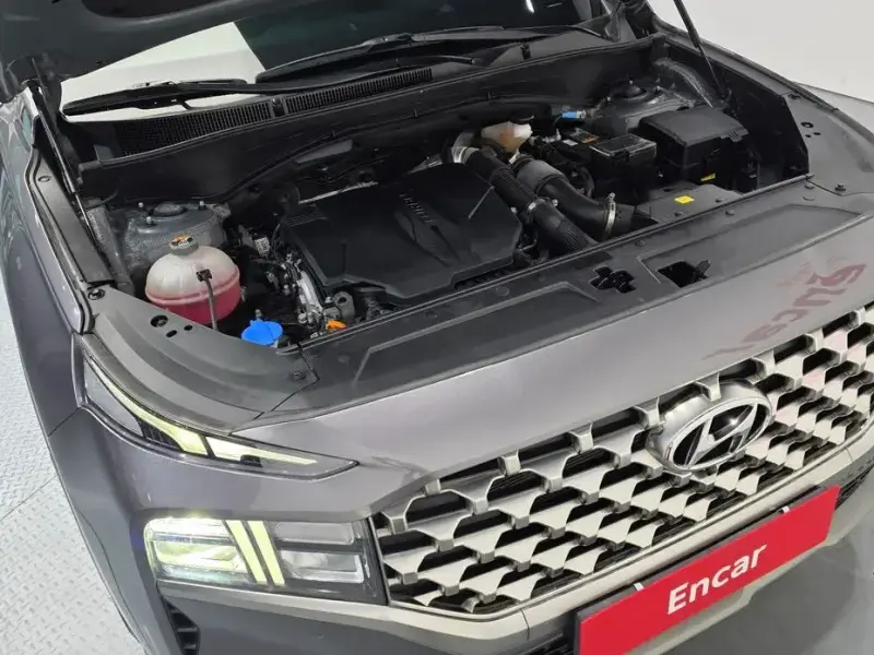 2023 Hyundai Santa Fe с пробегом 76 142 км