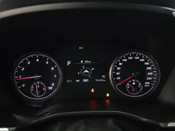 2023 Hyundai Santa Fe с пробегом 76 142 км