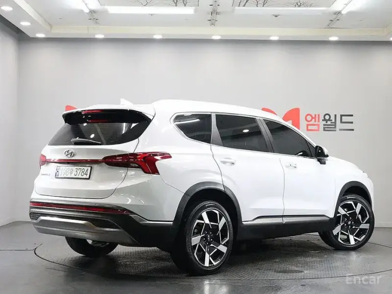 2023 Hyundai Santa Fe с пробегом 79 263 км