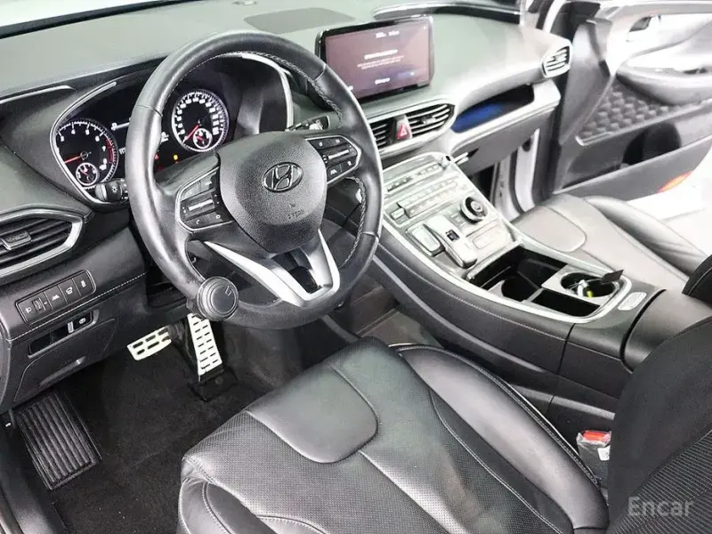 2023 Hyundai Santa Fe с пробегом 79 263 км