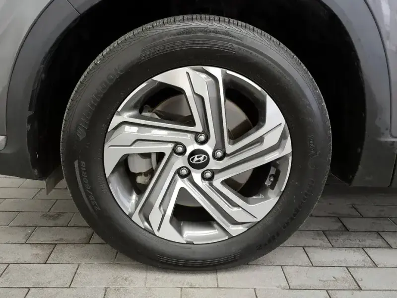 2023 Hyundai Santa Fe с пробегом 35 677 км