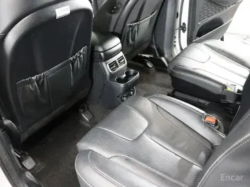 2023 Hyundai Santa Fe с пробегом 79 263 км