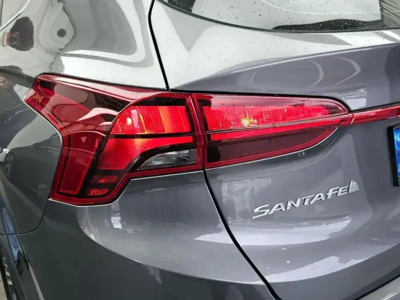 2023 Hyundai Santa Fe с пробегом 35 677 км