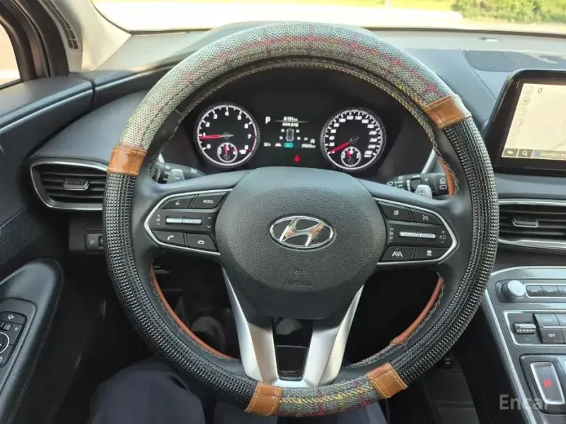 2023 Hyundai Santa Fe с пробегом 37 027 км
