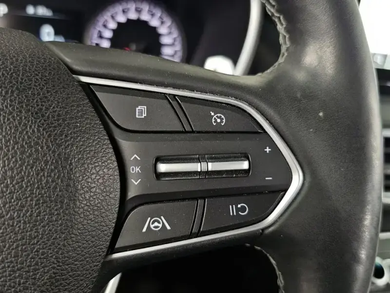 2023 Hyundai Santa Fe с пробегом 35 677 км