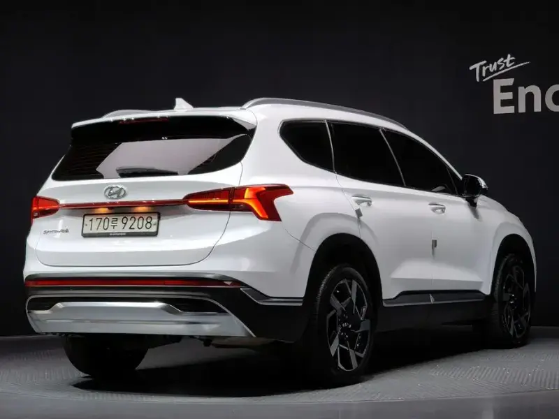 2021 Hyundai Santa Fe с пробегом 56 913 км