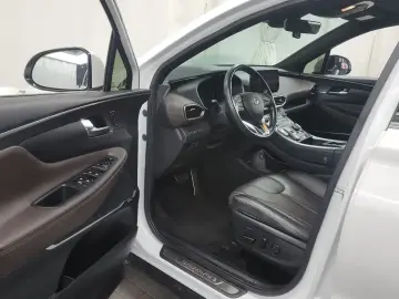 2021 Hyundai Santa Fe с пробегом 56 913 км