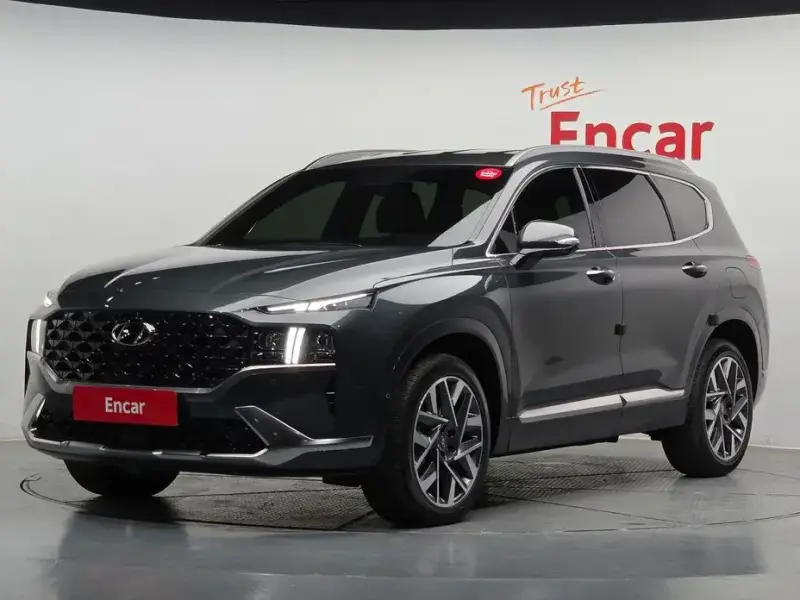 2023 Hyundai Santa Fe с пробегом 15 084 км