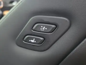 2023 Hyundai Santa Fe с пробегом 15 084 км