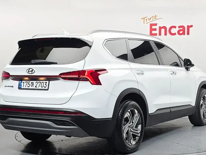 2023 Hyundai Santa Fe с пробегом 34 909 км