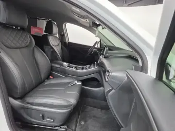 2023 Hyundai Santa Fe с пробегом 34 909 км