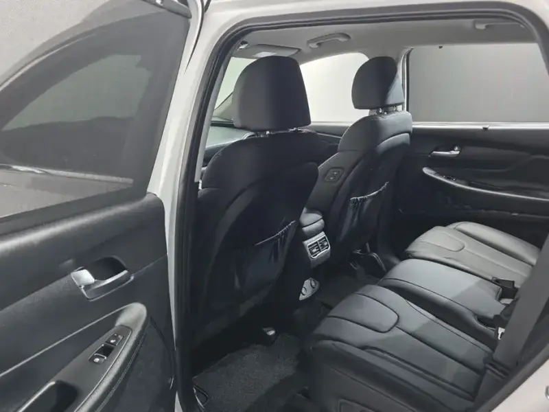 2023 Hyundai Santa Fe с пробегом 34 909 км