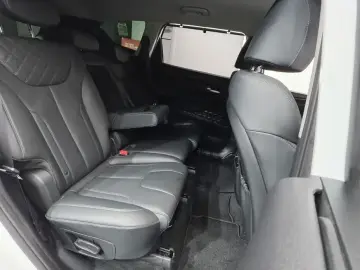 2023 Hyundai Santa Fe с пробегом 34 909 км