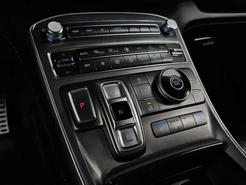 2021 Hyundai Santa Fe с пробегом 70 513 км
