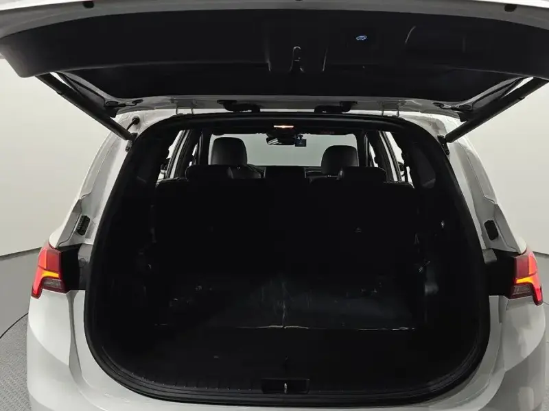 2021 Hyundai Santa Fe с пробегом 70 513 км
