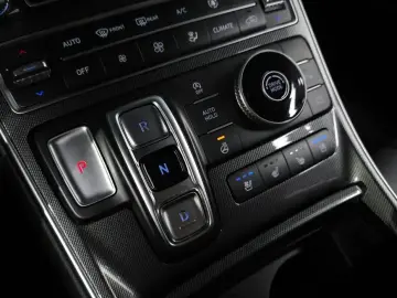 2022 Hyundai Santa Fe с пробегом 34 142 км