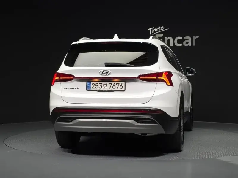 2023 Hyundai Santa Fe с пробегом 92 775 км