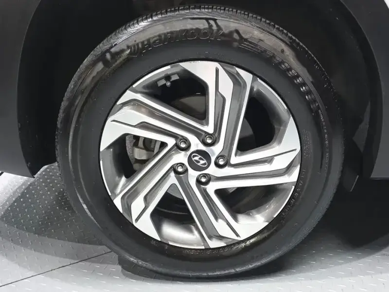 2023 Hyundai Santa Fe с пробегом 92 775 км